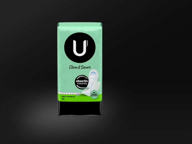 U by Kotex® serviettes hygiéniques ultra-minces avec ailes Clean & Secure, absorption élevée