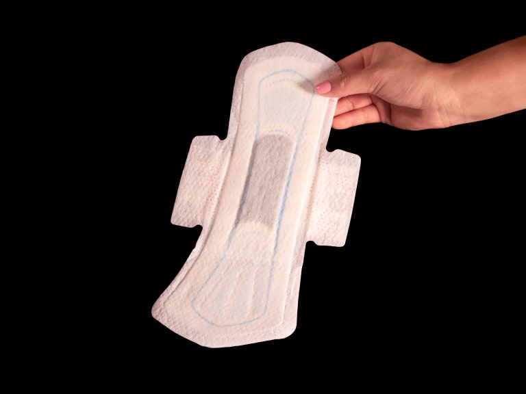 U by Kotex® Balance Ultra Thin Charcoal pads with wings, overnight absorbency - how it looks
